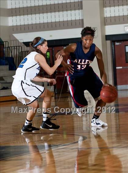 Thumbnail 2 in Allen @ Hebron photogallery.