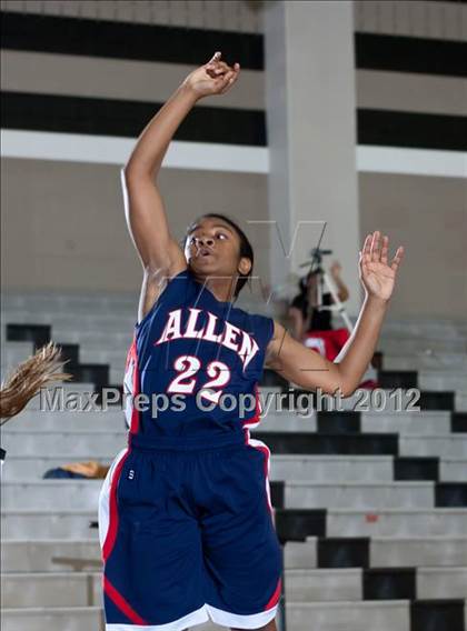 Thumbnail 2 in Allen @ Hebron photogallery.