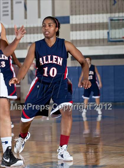 Thumbnail 1 in Allen @ Hebron photogallery.
