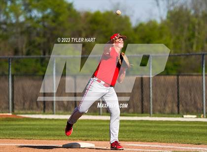 Thumbnail 2 in Fishers @ Avon photogallery.