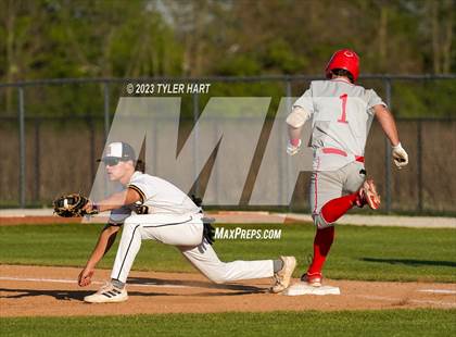 Thumbnail 1 in Fishers @ Avon photogallery.