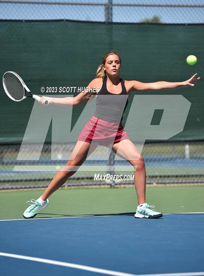 Thumbnail 2 in TSSAA District 8 2A Individuals (Round 2) photogallery.