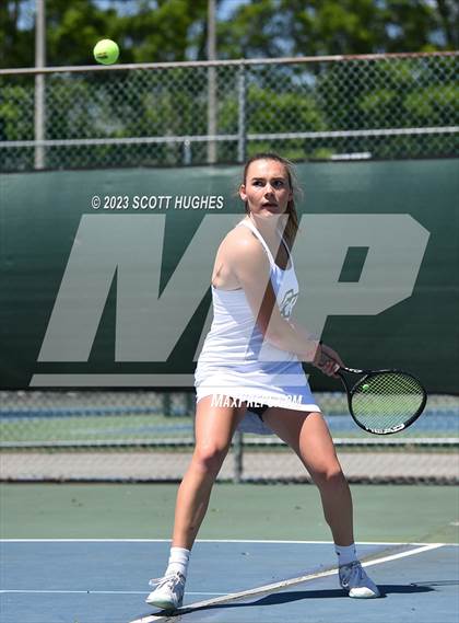 Thumbnail 2 in TSSAA District 8 2A Individuals (Round 2) photogallery.