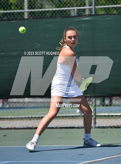 Thumbnail 2 in TSSAA District 8 2A Individuals (Round 2) photogallery.