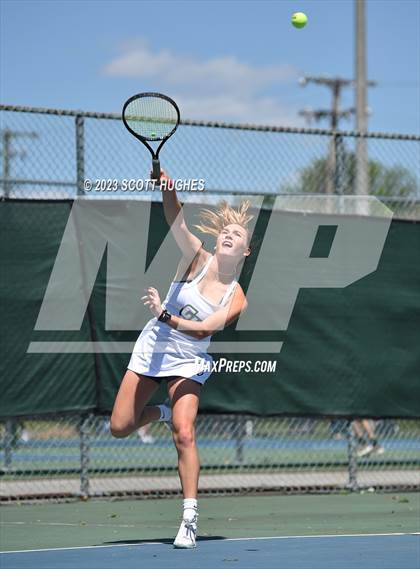 Thumbnail 2 in TSSAA District 8 2A Individuals (Round 2) photogallery.