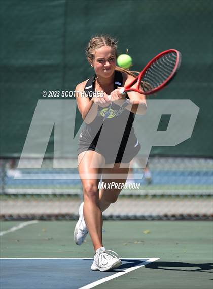 Thumbnail 3 in TSSAA District 8 2A Individuals (Round 2) photogallery.