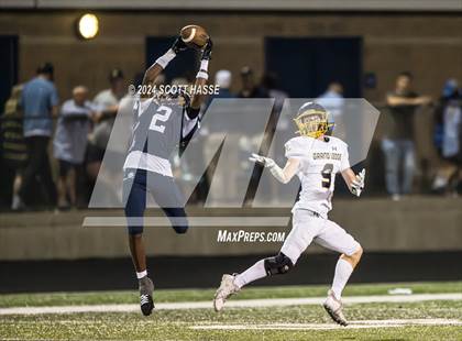 Thumbnail 3 in Grand Ledge @ East Lansing photogallery.