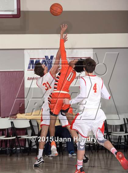Thumbnail 3 in Central @ Palm Desert (MaxPreps Holiday Classic) photogallery.