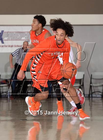Thumbnail 2 in Central @ Palm Desert (MaxPreps Holiday Classic) photogallery.