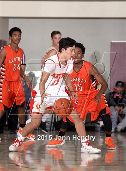 Thumbnail 1 in Central @ Palm Desert (MaxPreps Holiday Classic) photogallery.
