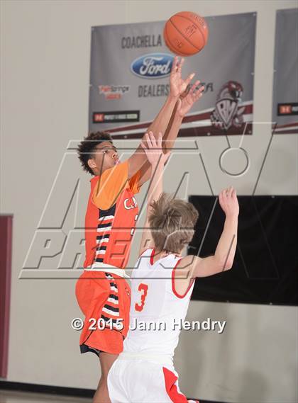Thumbnail 2 in Central @ Palm Desert (MaxPreps Holiday Classic) photogallery.