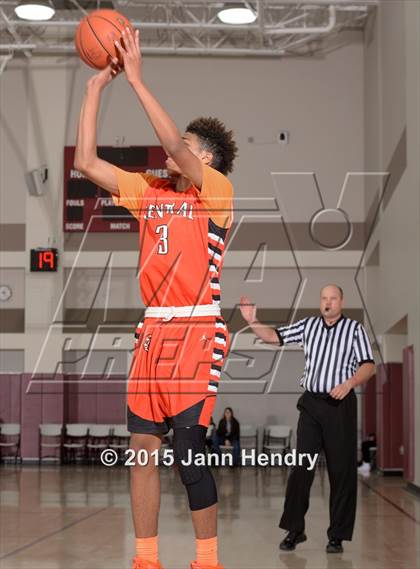 Thumbnail 3 in Central @ Palm Desert (MaxPreps Holiday Classic) photogallery.