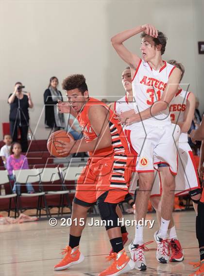 Thumbnail 2 in Central @ Palm Desert (MaxPreps Holiday Classic) photogallery.