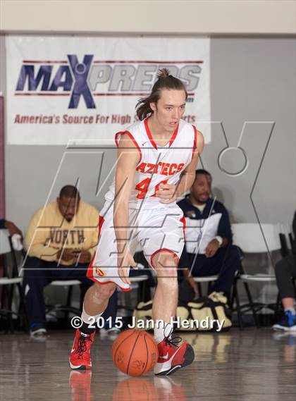 Thumbnail 2 in Central @ Palm Desert (MaxPreps Holiday Classic) photogallery.
