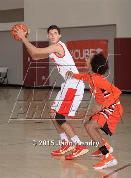 Thumbnail 2 in Central @ Palm Desert (MaxPreps Holiday Classic) photogallery.