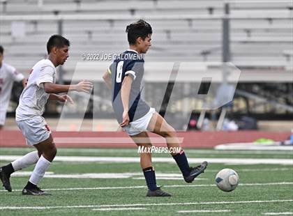 Thumbnail 2 in Lee @ Central Catholic photogallery.