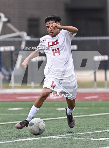 Thumbnail 3 in Lee @ Central Catholic photogallery.