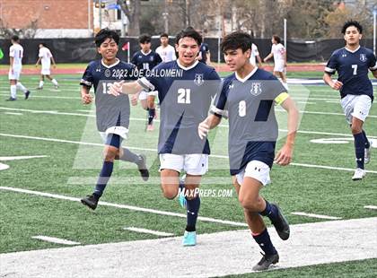Thumbnail 3 in Lee @ Central Catholic photogallery.