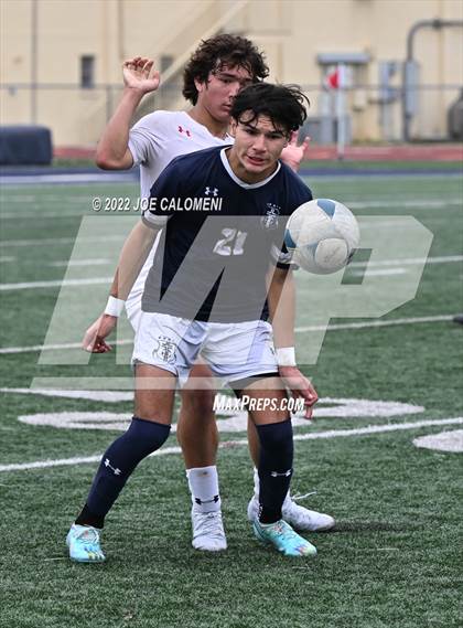 Thumbnail 3 in Lee @ Central Catholic photogallery.