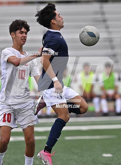 Thumbnail 3 in Lee @ Central Catholic photogallery.