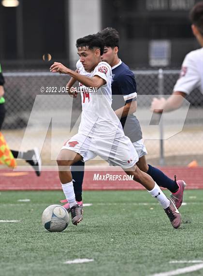 Thumbnail 3 in Lee @ Central Catholic photogallery.