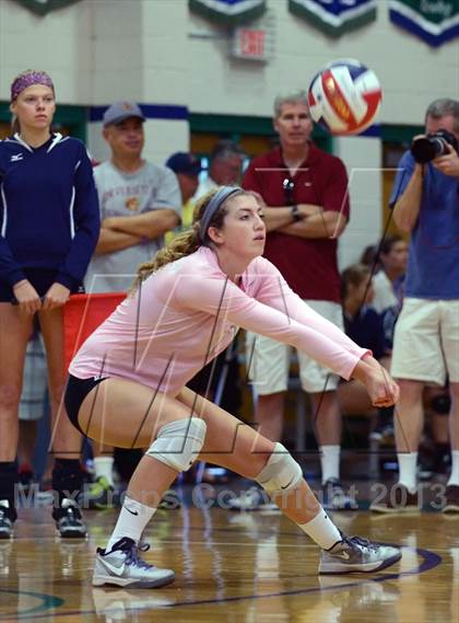 Thumbnail 3 in Mater Dei vs. El Dorado (Durango Fall Classic) photogallery.