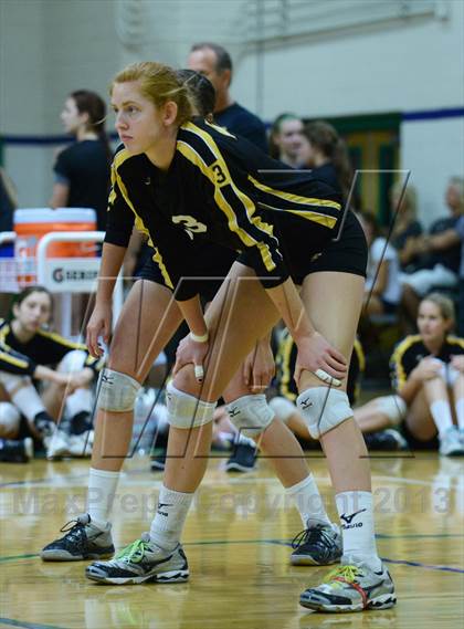 Thumbnail 2 in Mater Dei vs. El Dorado (Durango Fall Classic) photogallery.