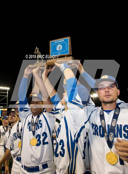 Thumbnail 3 in Mount Union vs Notre Dame-Green Pond (PIAA 3A Championship) photogallery.