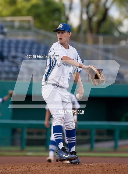 Thumbnail 1 in Mount Union vs Notre Dame-Green Pond (PIAA 3A Championship) photogallery.