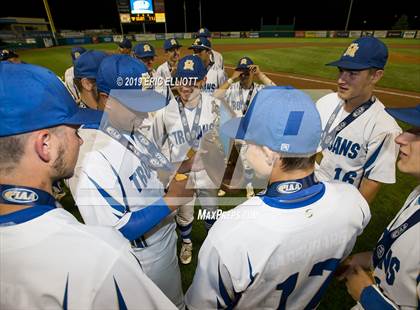 Thumbnail 2 in Mount Union vs Notre Dame-Green Pond (PIAA 3A Championship) photogallery.