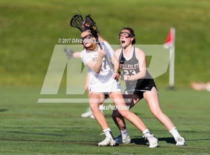 Thumbnail 1 in Wellesley vs. Needham (MIAA Division 1 South Semifinal) photogallery.