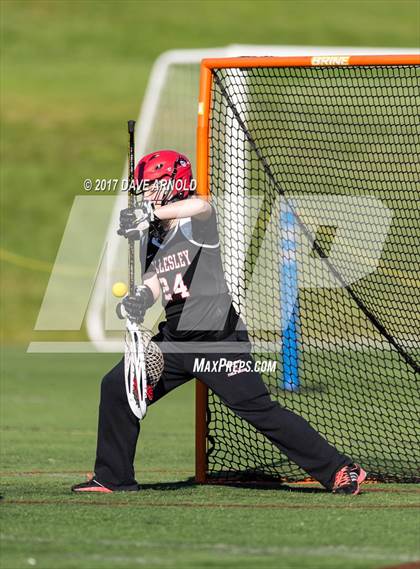Thumbnail 1 in Wellesley vs. Needham (MIAA Division 1 South Semifinal) photogallery.