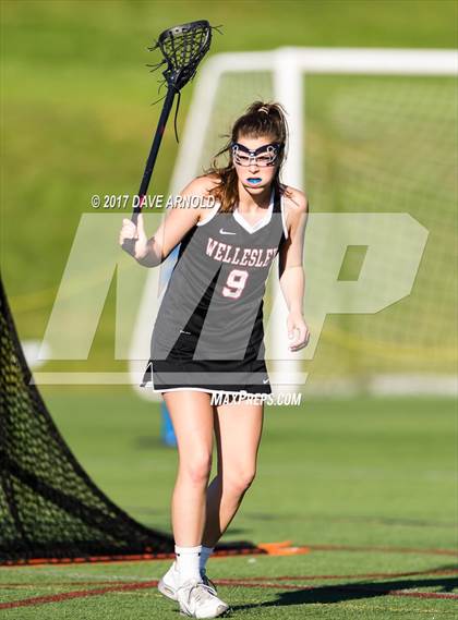 Thumbnail 2 in Wellesley vs. Needham (MIAA Division 1 South Semifinal) photogallery.