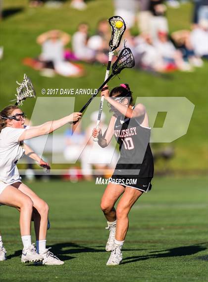 Thumbnail 1 in Wellesley vs. Needham (MIAA Division 1 South Semifinal) photogallery.