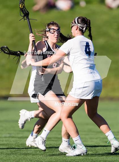 Thumbnail 2 in Wellesley vs. Needham (MIAA Division 1 South Semifinal) photogallery.