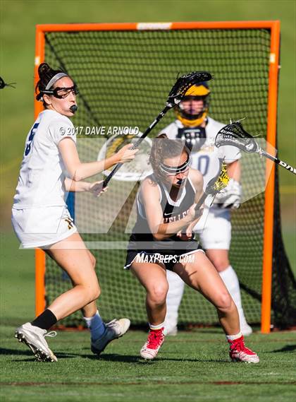 Thumbnail 2 in Wellesley vs. Needham (MIAA Division 1 South Semifinal) photogallery.