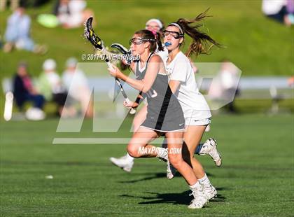 Thumbnail 2 in Wellesley vs. Needham (MIAA Division 1 South Semifinal) photogallery.