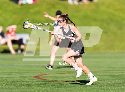Thumbnail 2 in Wellesley vs. Needham (MIAA Division 1 South Semifinal) photogallery.