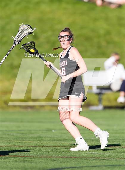 Thumbnail 1 in Wellesley vs. Needham (MIAA Division 1 South Semifinal) photogallery.