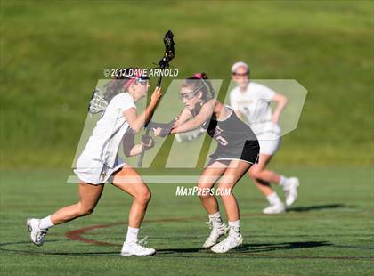 Thumbnail 2 in Wellesley vs. Needham (MIAA Division 1 South Semifinal) photogallery.