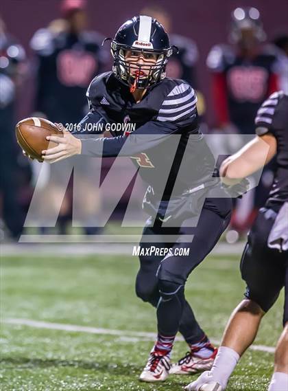 Thumbnail 1 in La Marque vs. Coldspring-Oakhurst photogallery.