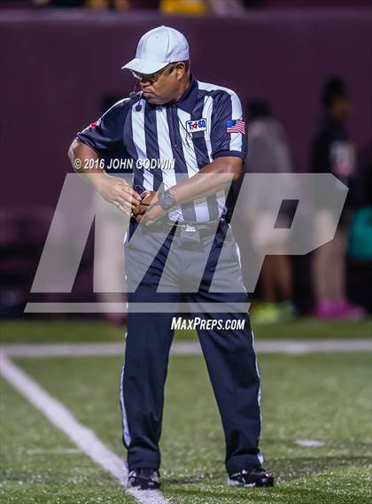 Thumbnail 3 in La Marque vs. Coldspring-Oakhurst photogallery.