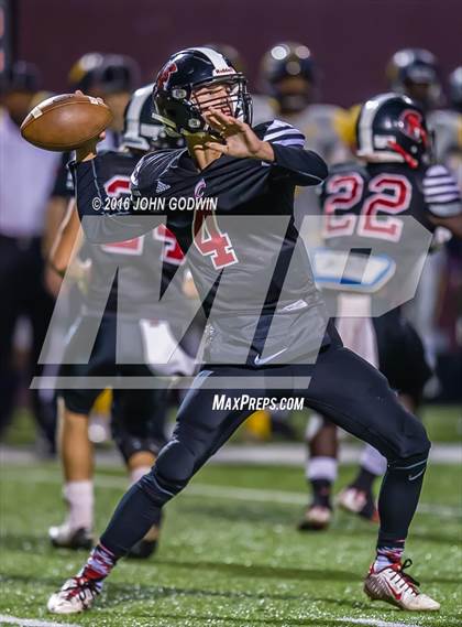 Thumbnail 1 in La Marque vs. Coldspring-Oakhurst photogallery.