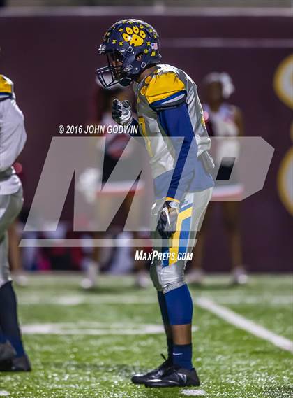 Thumbnail 2 in La Marque vs. Coldspring-Oakhurst photogallery.