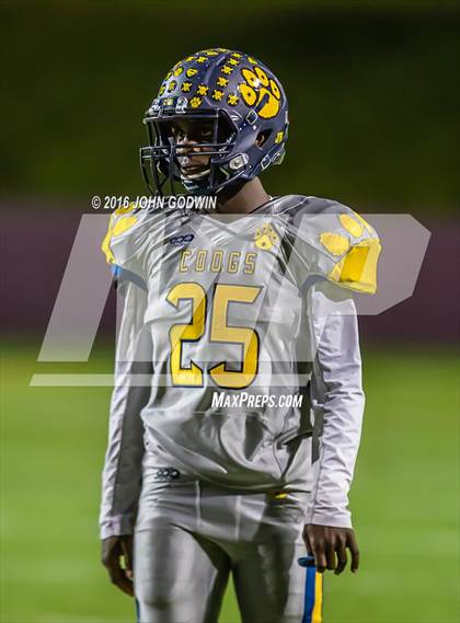 Thumbnail 1 in La Marque vs. Coldspring-Oakhurst photogallery.