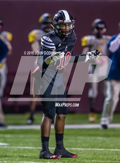 Thumbnail 2 in La Marque vs. Coldspring-Oakhurst photogallery.