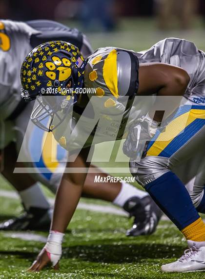 Thumbnail 3 in La Marque vs. Coldspring-Oakhurst photogallery.