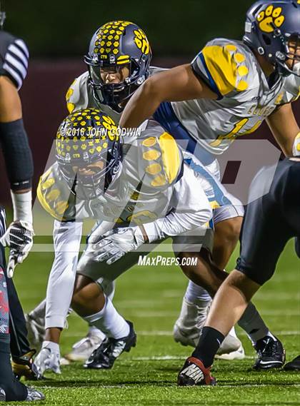 Thumbnail 2 in La Marque vs. Coldspring-Oakhurst photogallery.
