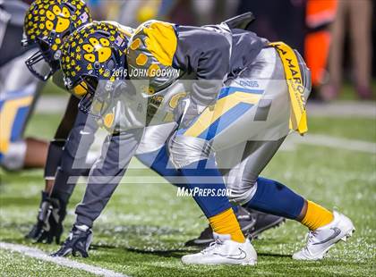 Thumbnail 1 in La Marque vs. Coldspring-Oakhurst photogallery.