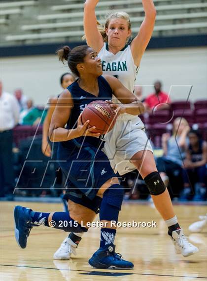 Thumbnail 3 in Smithson Valley vs Reagan photogallery.